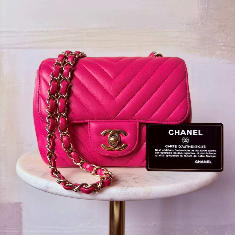 Chanel Pink Chevron Quilted Shoulder Bag
